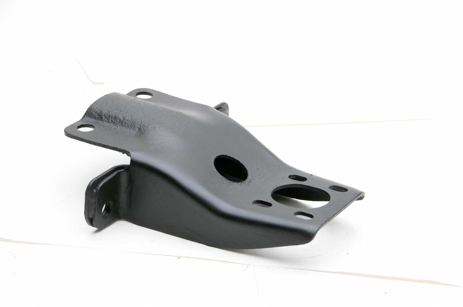 1979-1980 Toyota 2wd Pickup Truck Automatic Transmission Mount Bracket $30