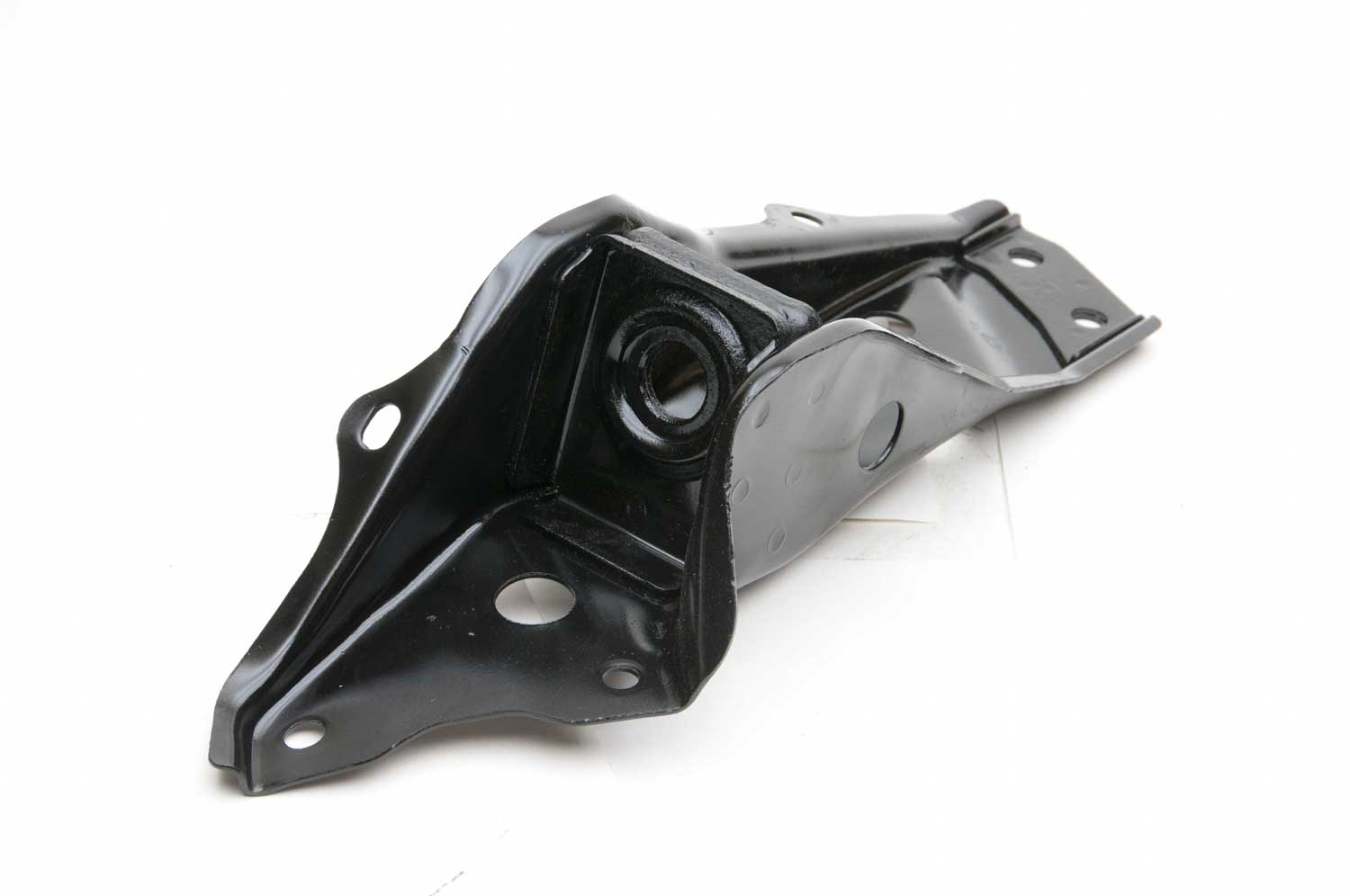 1984-1988 Toyota Pickup 2WD OEM Strut Rod Mount Bracket Left Driver Side RWD $70